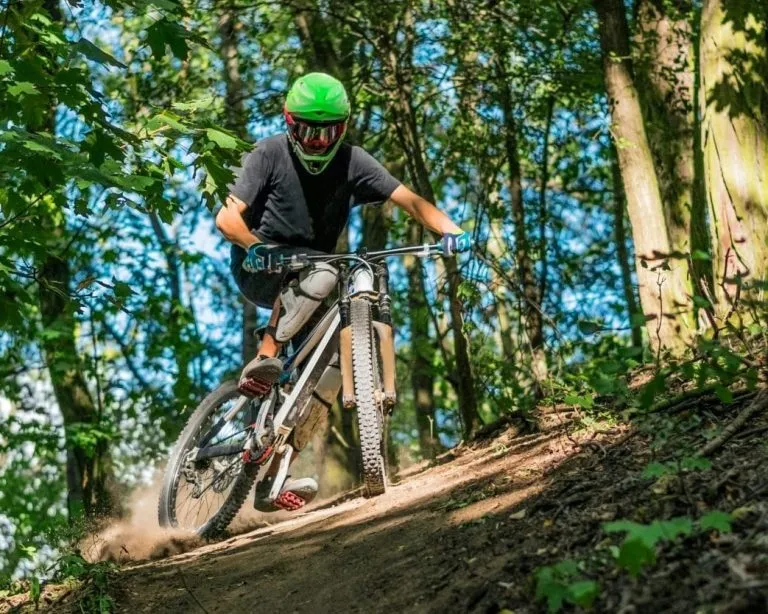 Njut av cykelparkerna i Slovenien