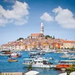 gammal istrisk stad i rovinj kroatien stockpack adobe stock skalenligt